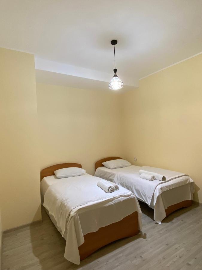 Guest House “Timote” Kutaisi Esterno foto
