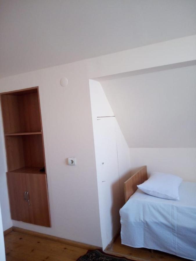Guest House “Timote” Kutaisi Esterno foto